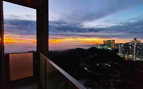 Emerald Homes Cozy Homestay At Genting Highlands
